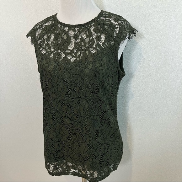 H&M Tops - Olive Green Lace Cap Sleeve Top